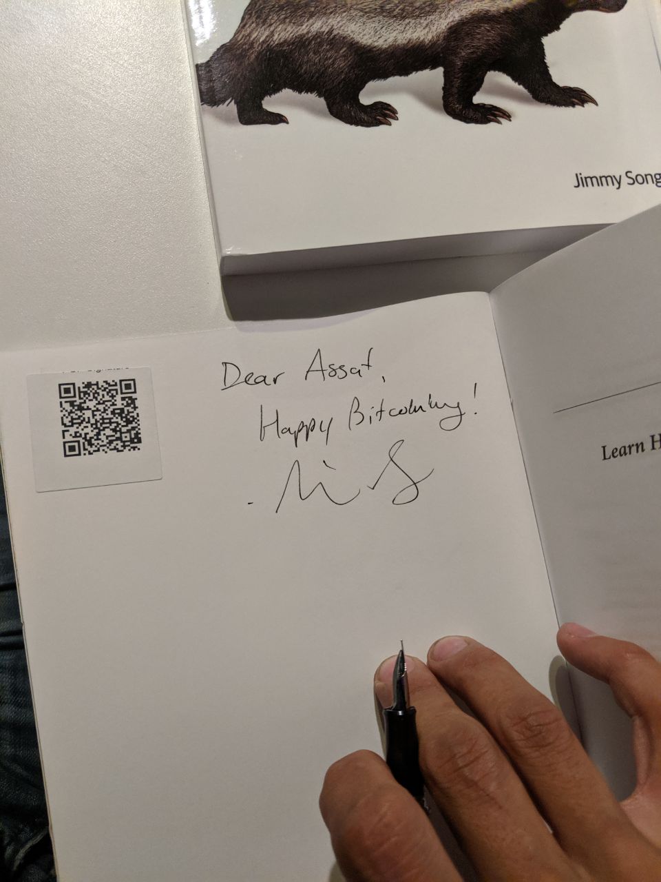 Signed autograph b64bc6973761214c