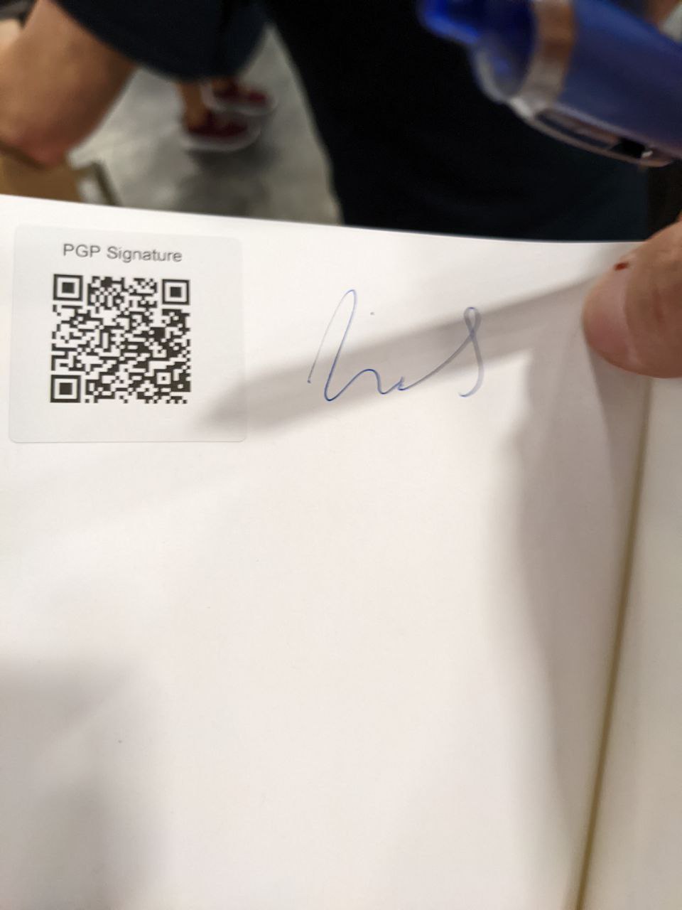 Signed autograph b94523f5e45764db