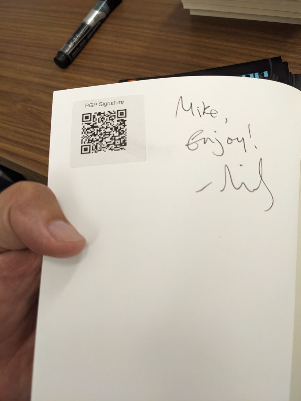 Signed autograph bd320698b3400e4a