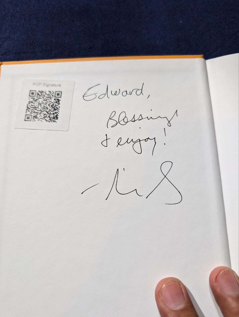 Signed autograph be98af0c80a9b75c