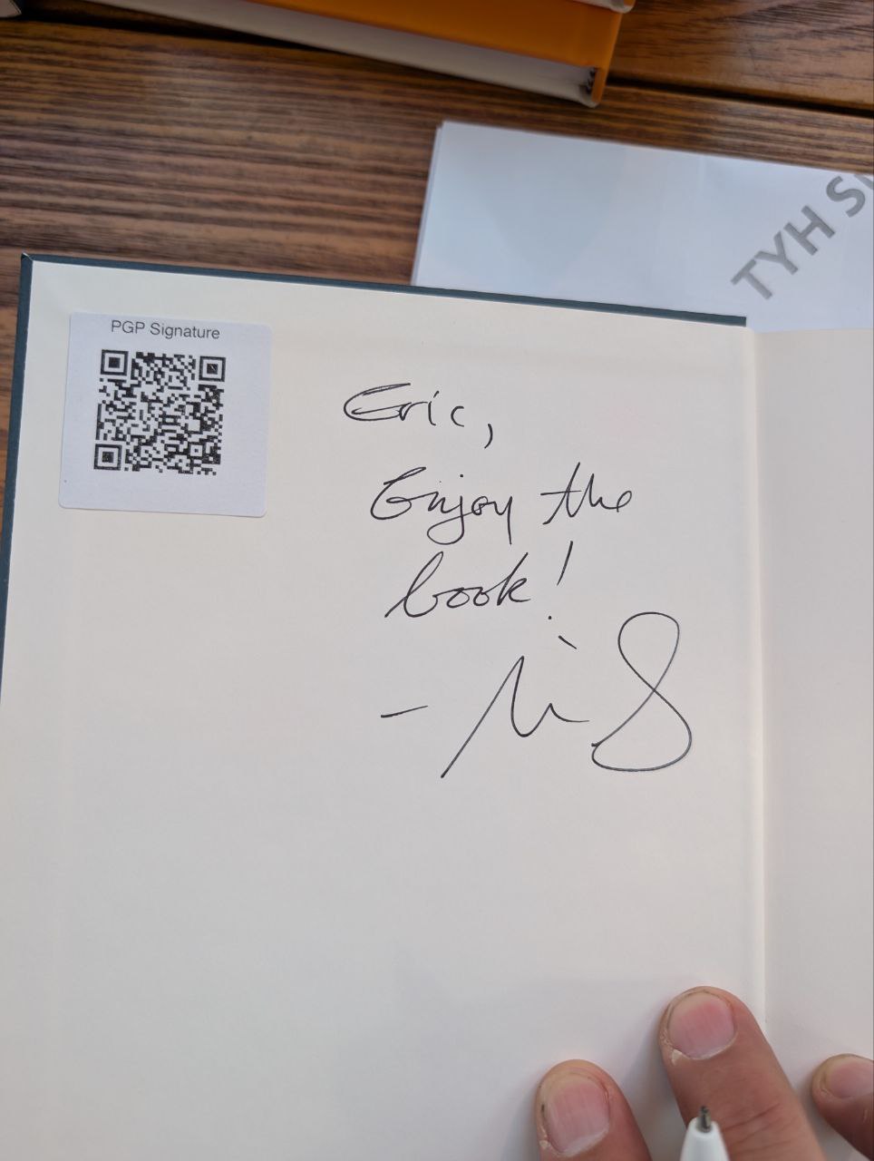 Signed autograph c05f54bcba66d0be