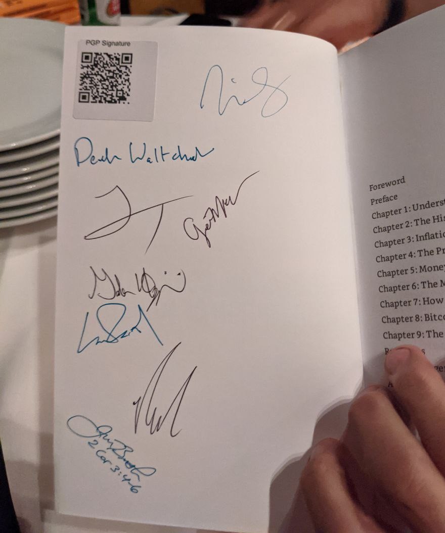 Signed autograph c09f048635f16c3c