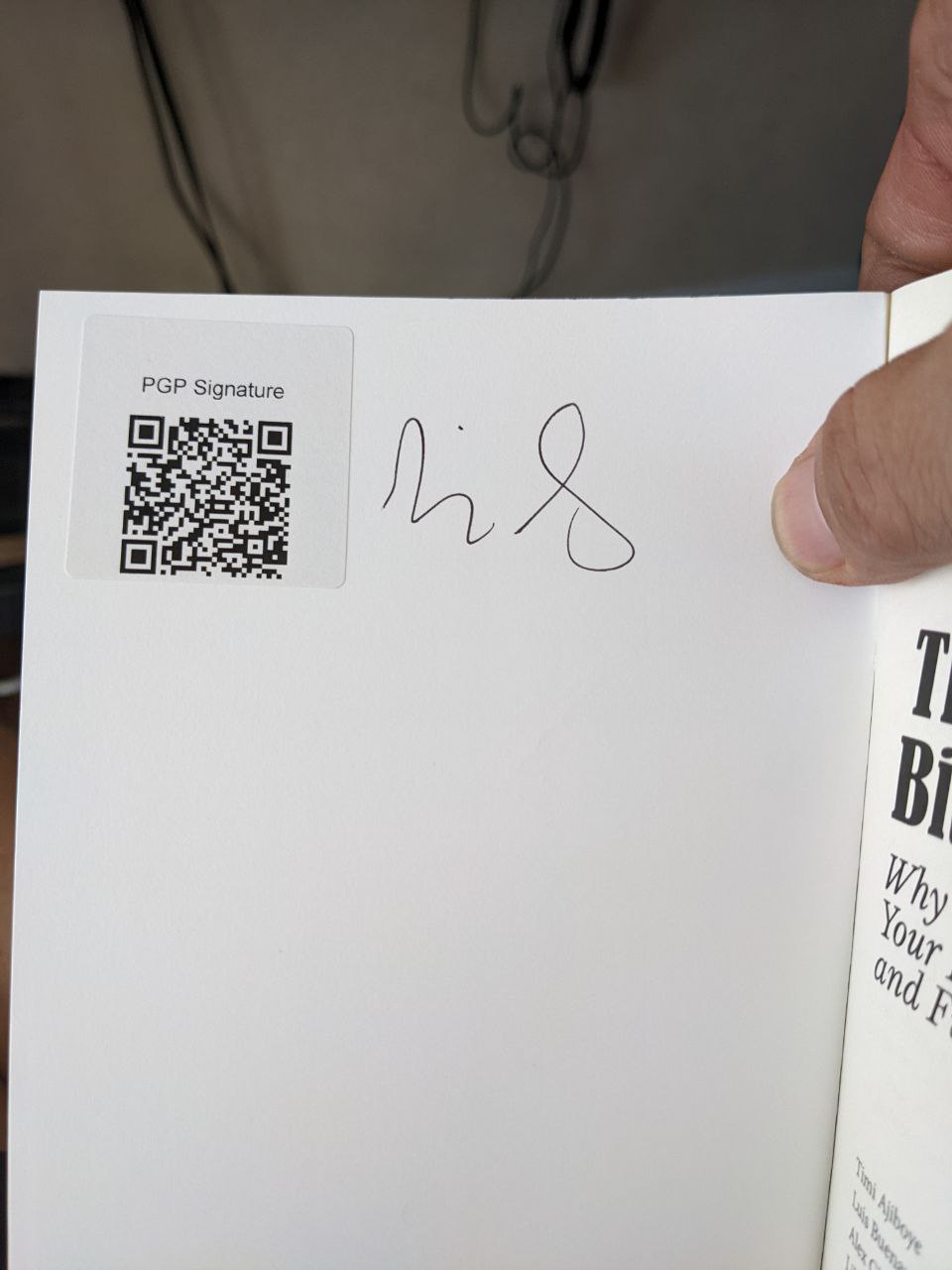 Signed autograph c1d97b81274bb0fe