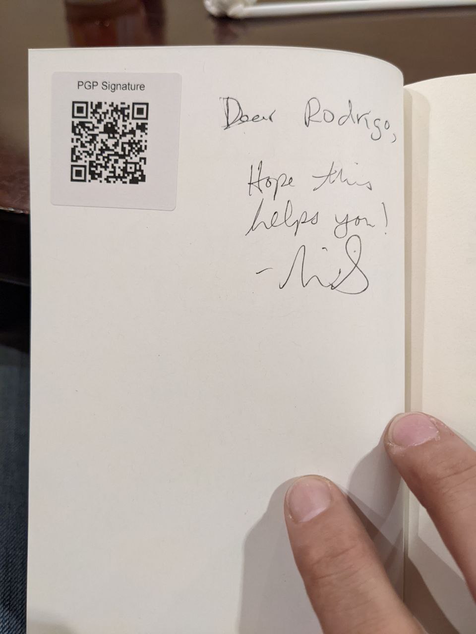 Signed autograph c47c5f023d278ef8