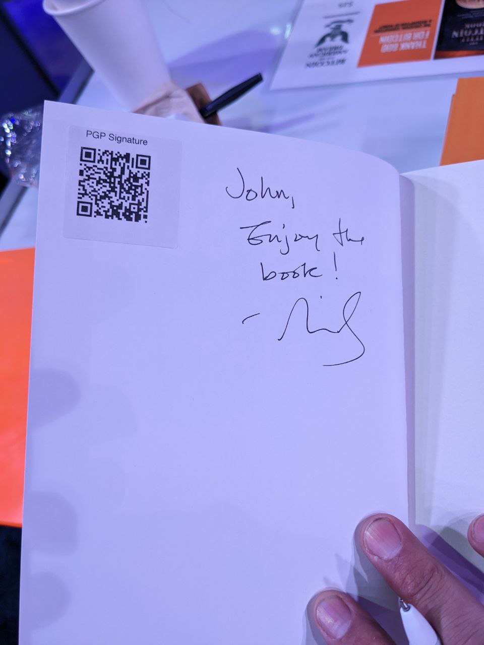 Signed autograph c669416f9c3877d7