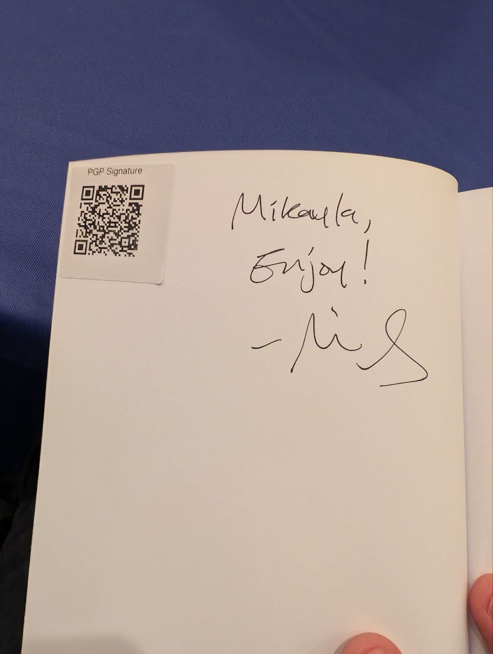 Signed autograph cc06e7eb6319c296