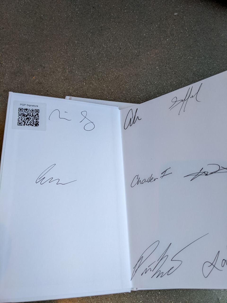 Signed autograph ceb0471579d0a54c