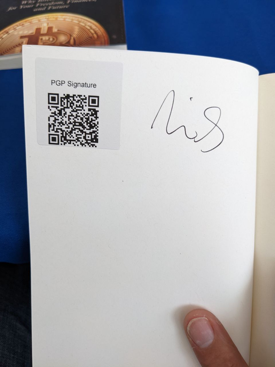 Signed autograph cf83de3beb8cbf9c