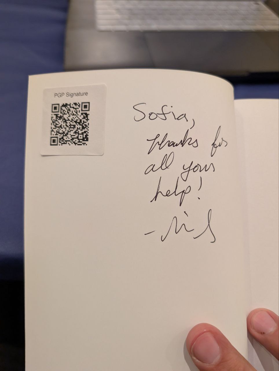 Signed autograph d1c2cad6033438a5