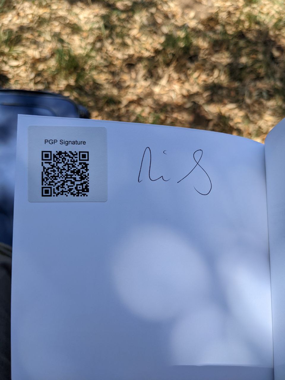 Signed autograph d2552c9e3b55e4f8