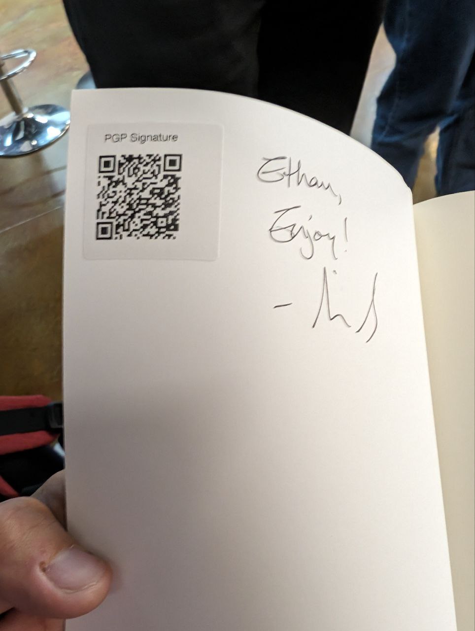 Signed autograph d2d9c87c3ff7026f