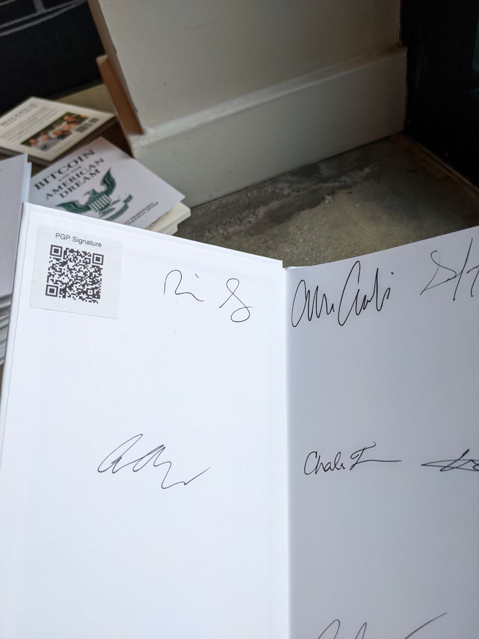 Signed autograph d3247b4465e30d67