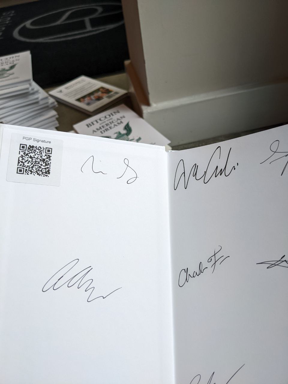 Signed autograph d427b587ba5fbe05