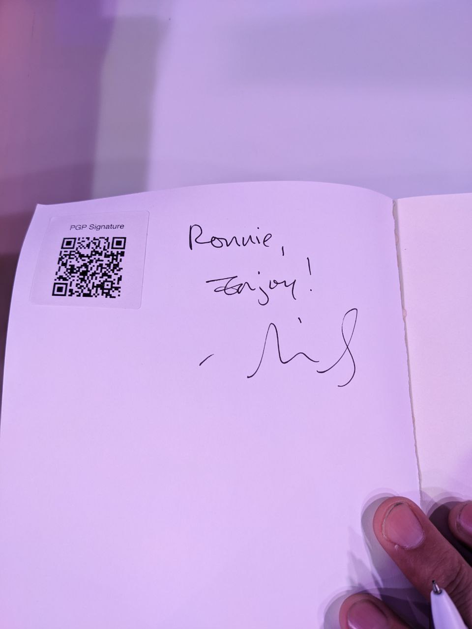 Signed autograph d43081ec7c0604dd