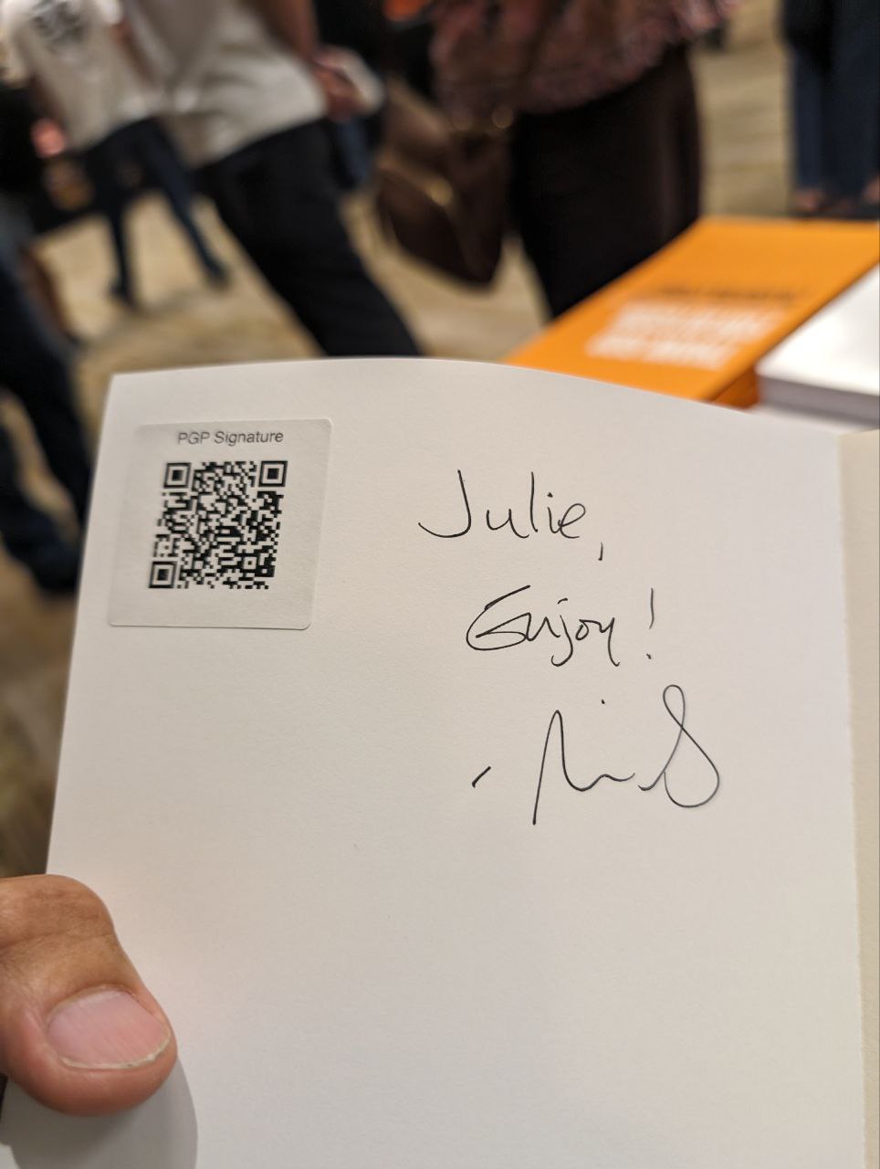 Signed autograph d4b91d2e53d6d882