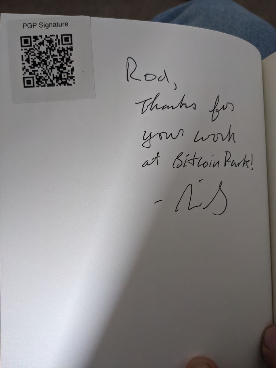 Signed autograph d57f8caa07f3d247