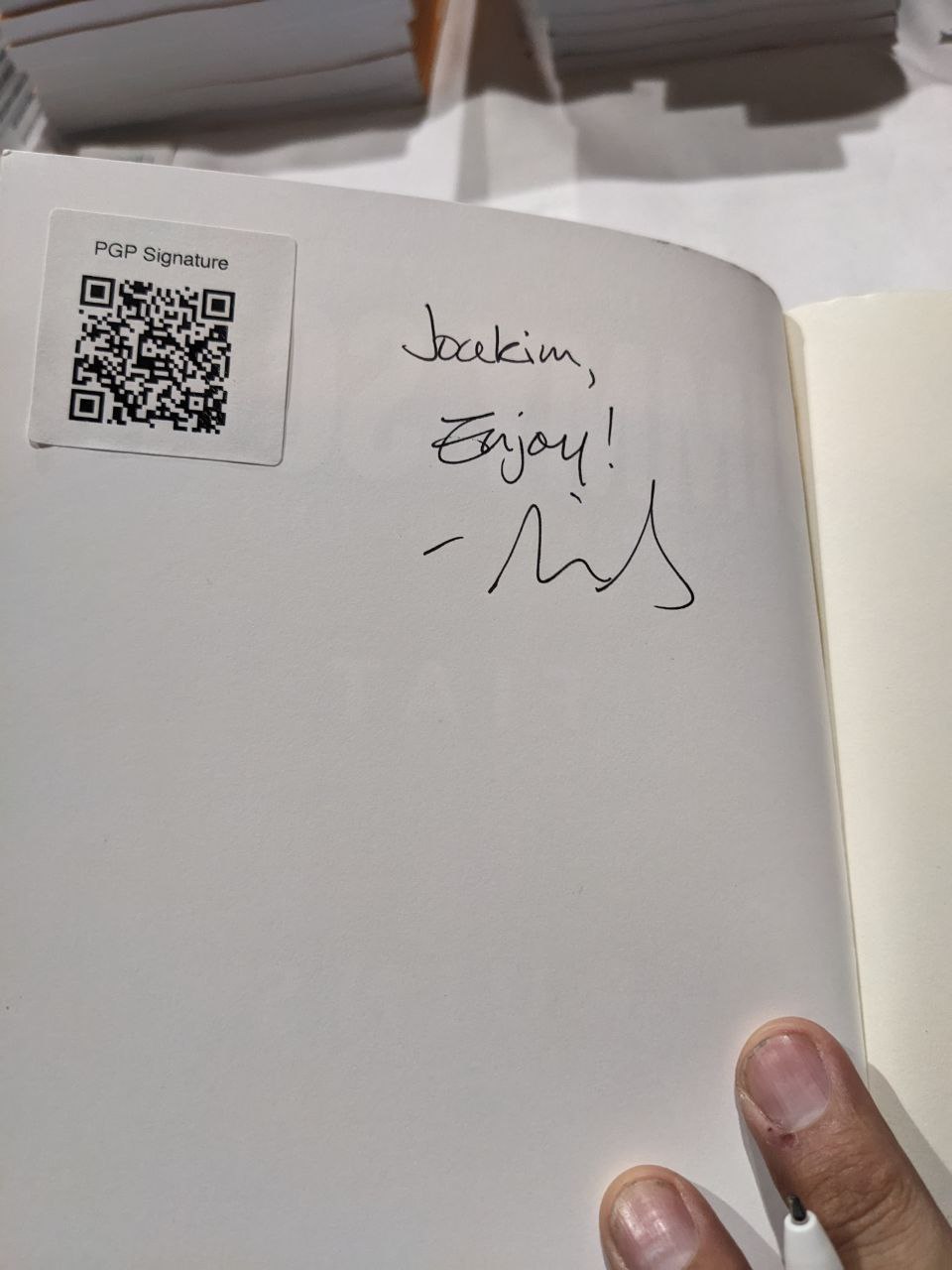 Signed autograph d5bab888e0048f8c