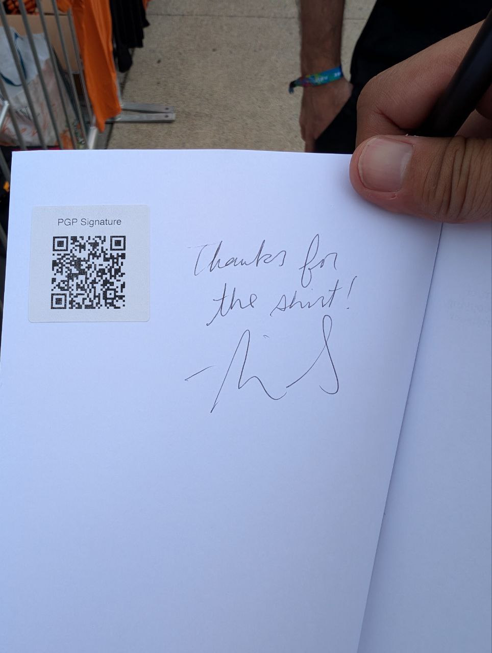 Signed autograph d803782a5f19bf66