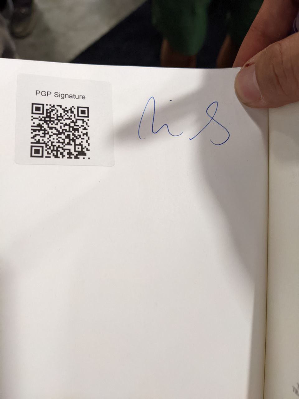 Signed autograph d9475fd35794ba5b