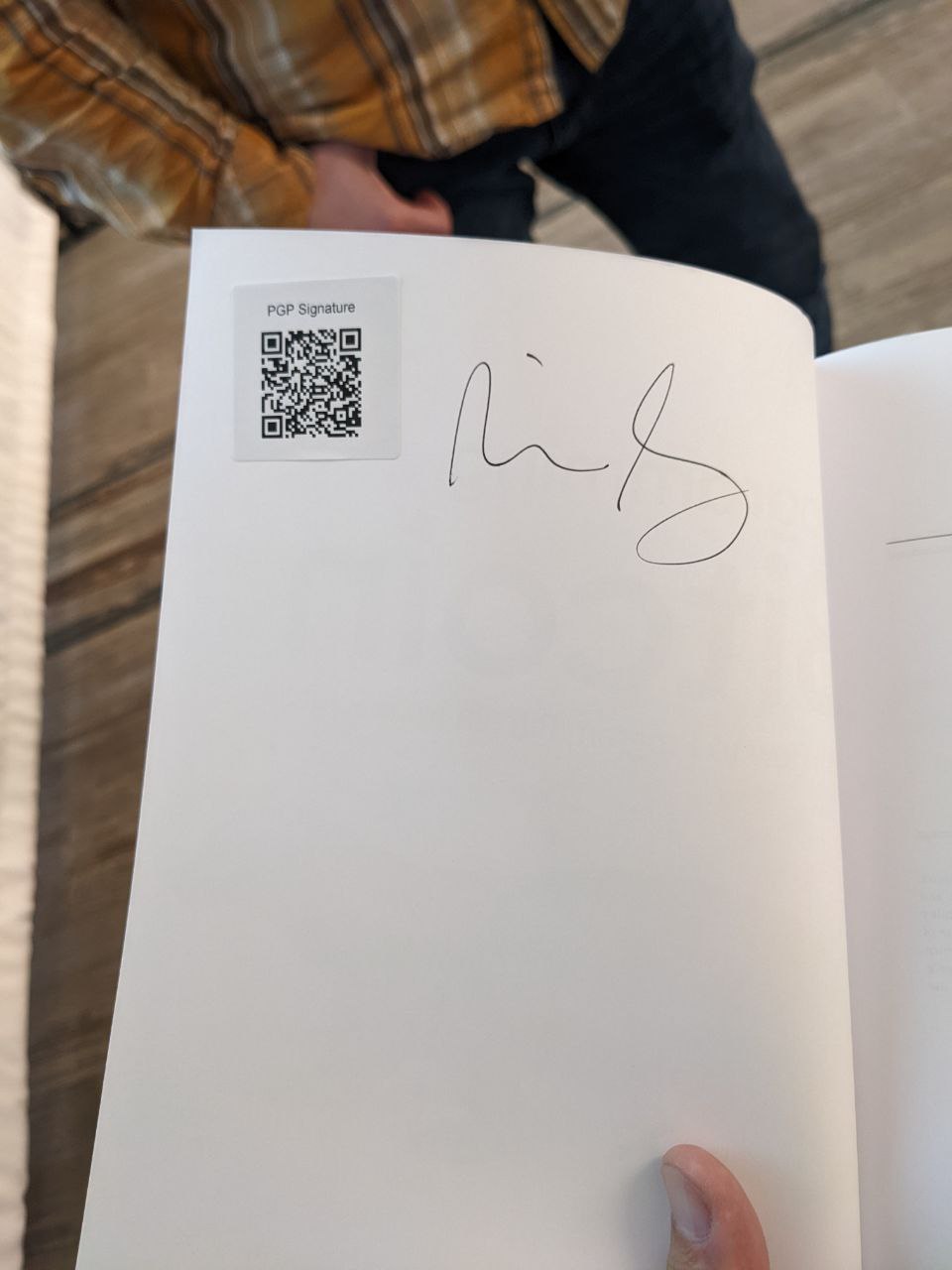 Signed autograph d9ce9af2f42ba7ff