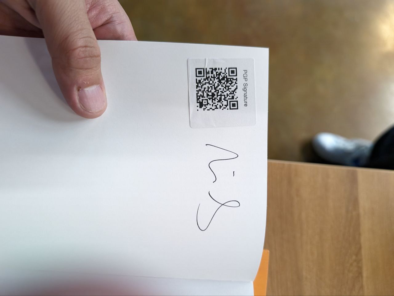 Signed autograph dd8ac6114bb4b87f