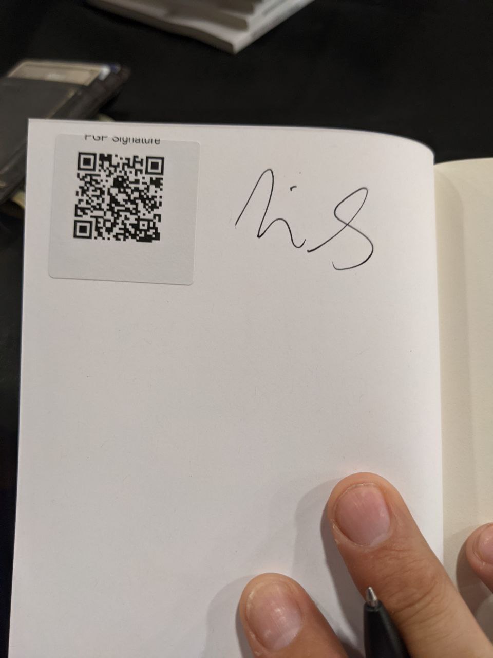 Signed autograph deb304be801c2f99