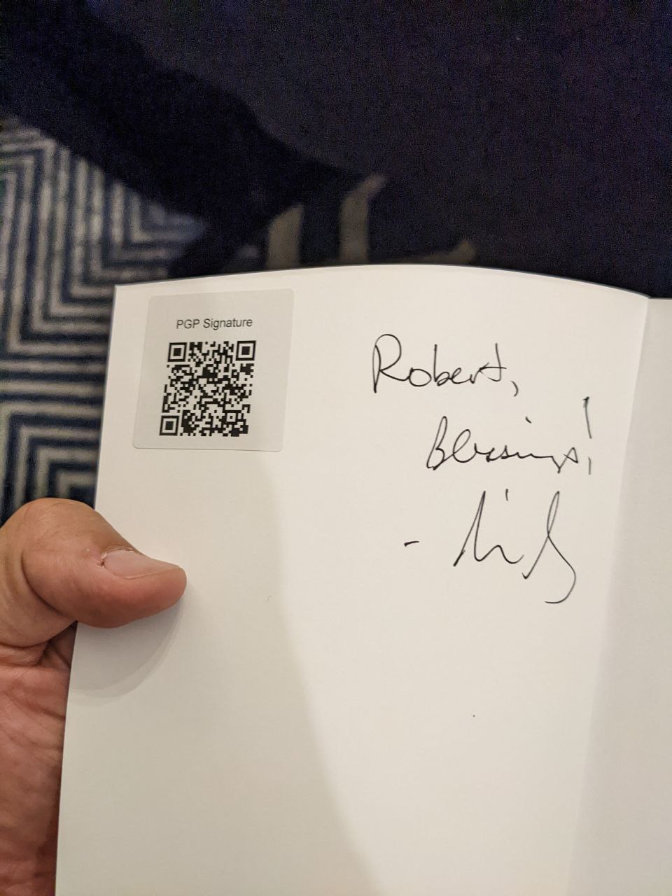 Signed autograph e34528e744097172