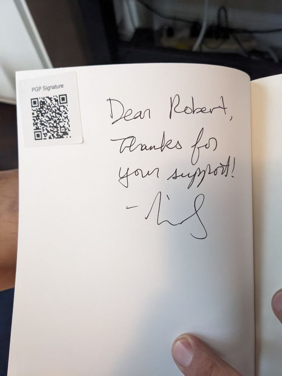 Signed autograph e44fc68439a6bacd