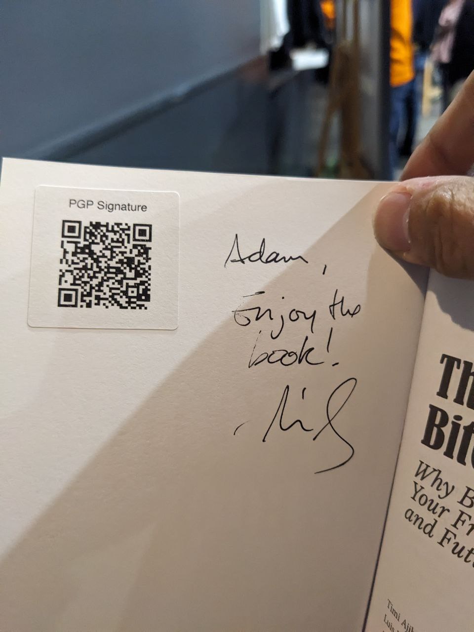 Signed autograph e46a203ce6cc4602