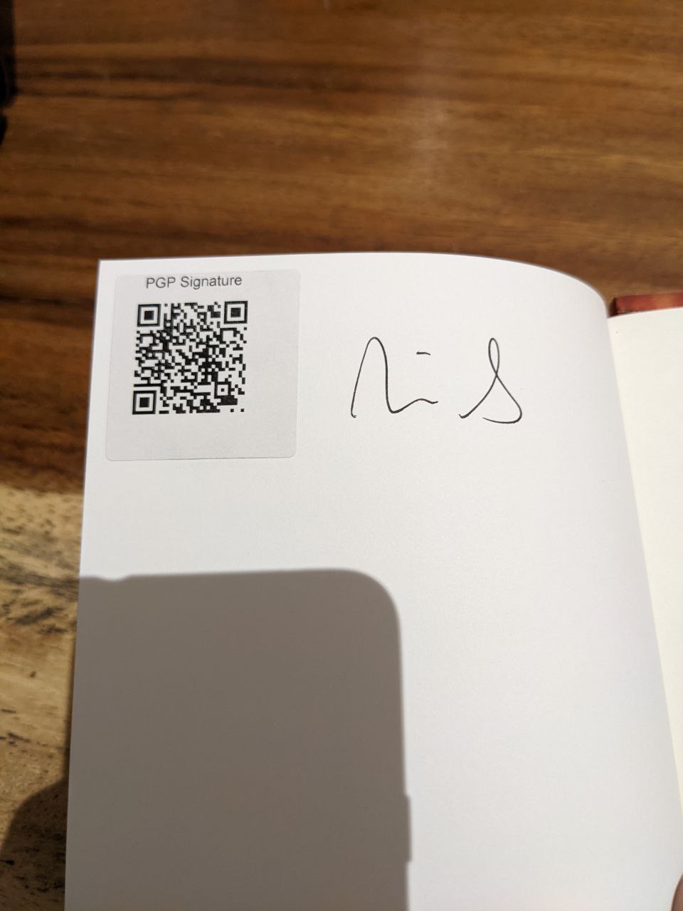 Signed autograph e52e076486347b8f