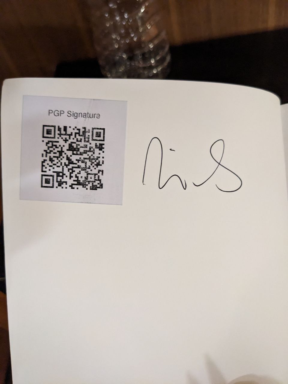 Signed autograph e5794b458efe5812