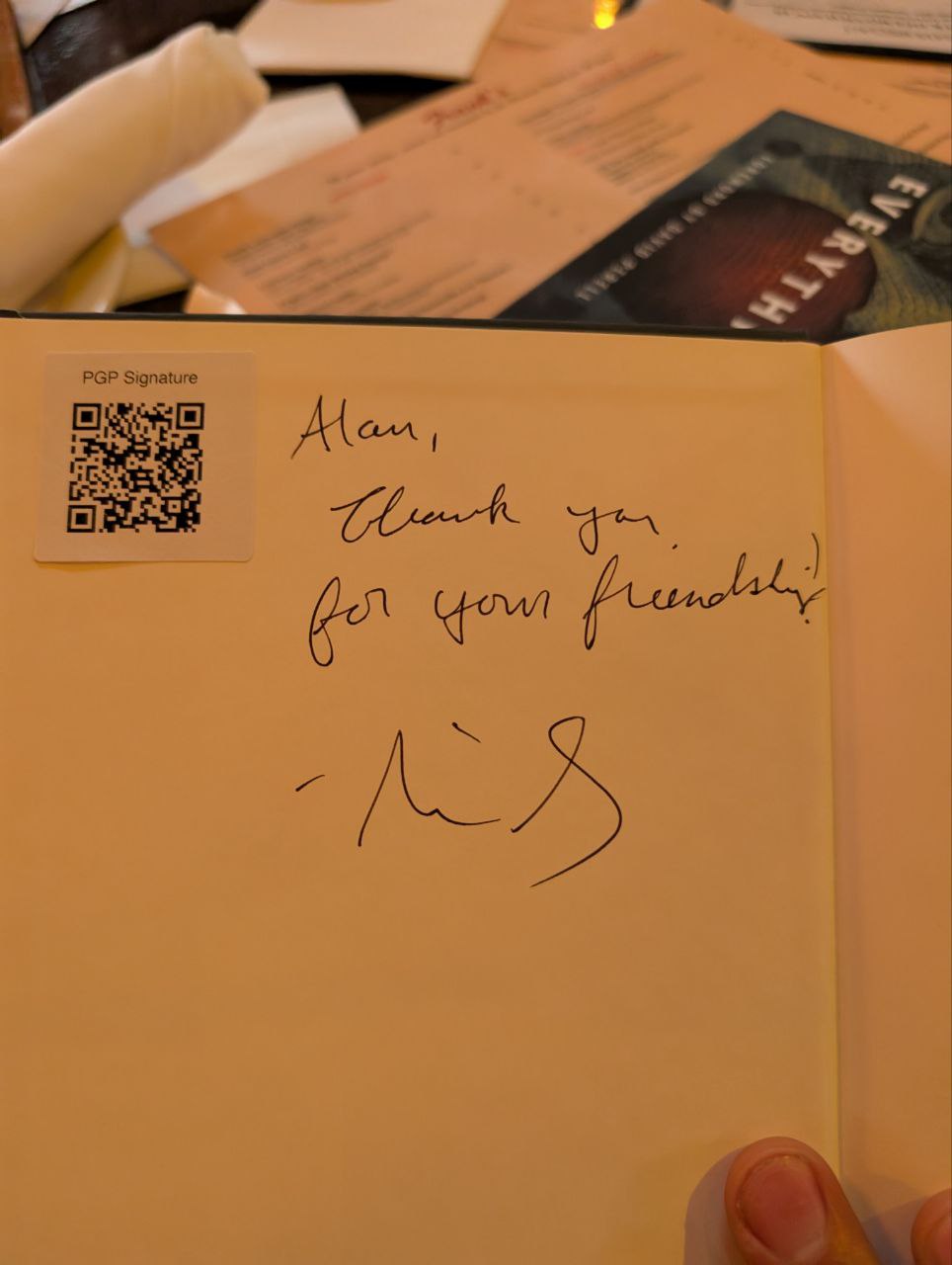 Signed autograph e73dbf01311a41d3