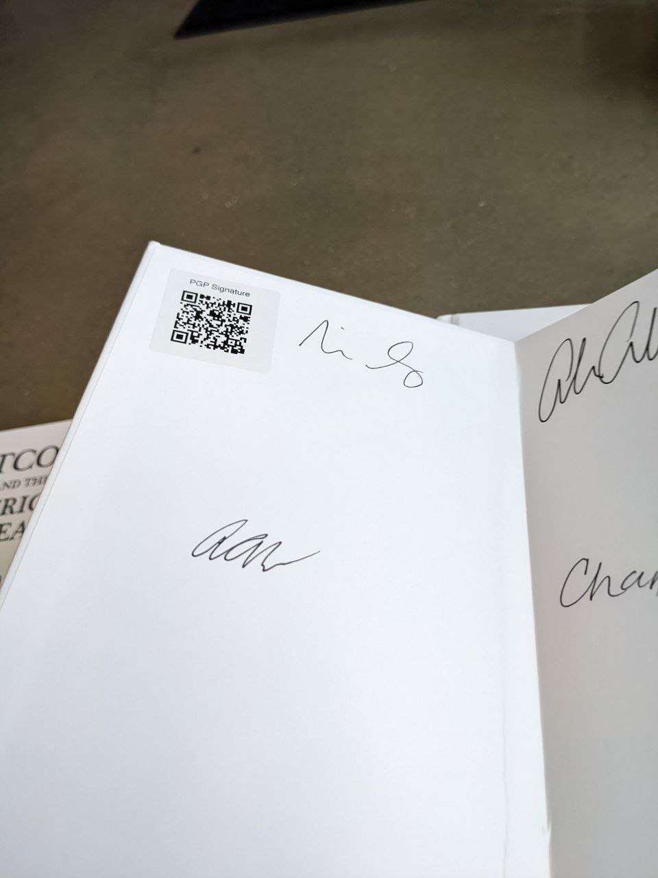 Signed autograph e888a7f2f600a3eb