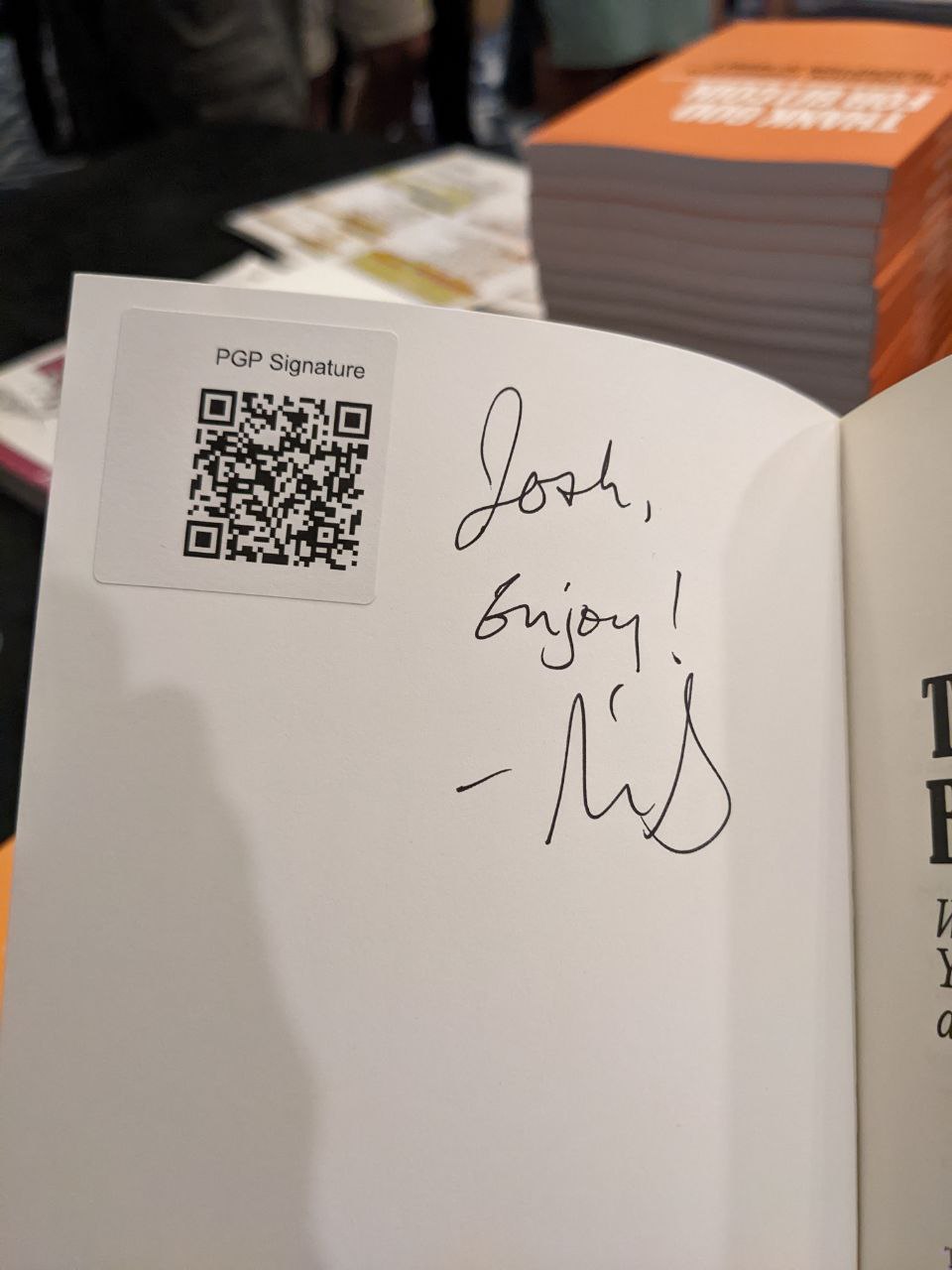 Signed autograph e89f42ebec623f04