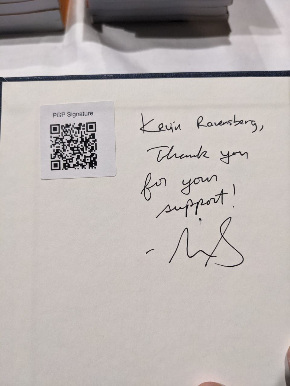 Signed autograph e909016e109f85e5