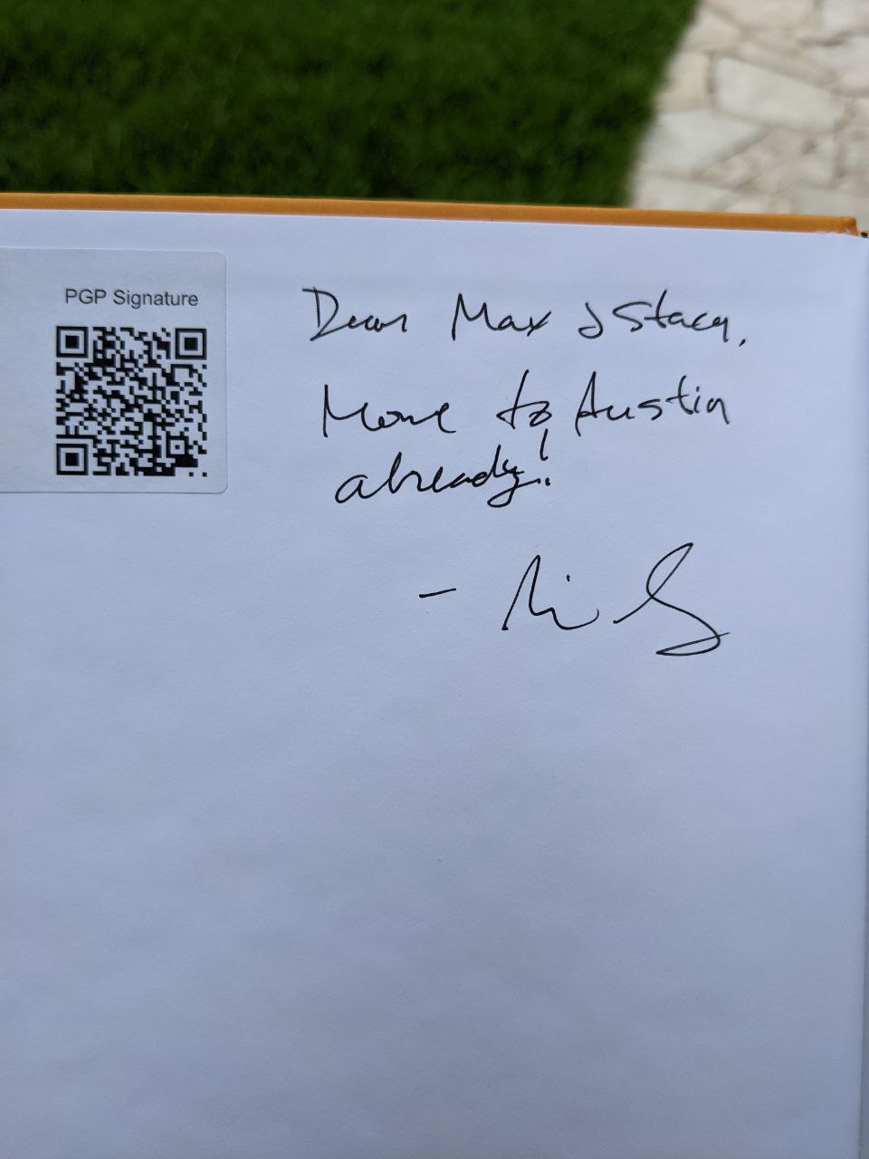 Signed autograph e9ff0b2568f8b411