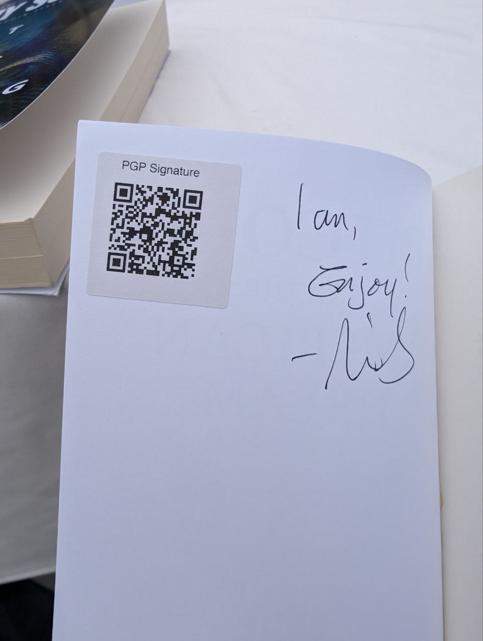 Signed autograph ea2e61ffbe662d98