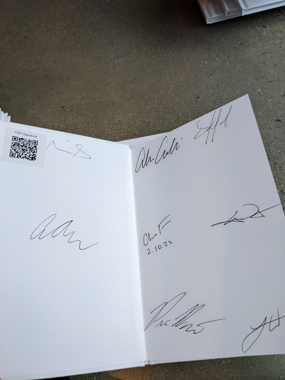 Signed autograph ea79271841d0b753