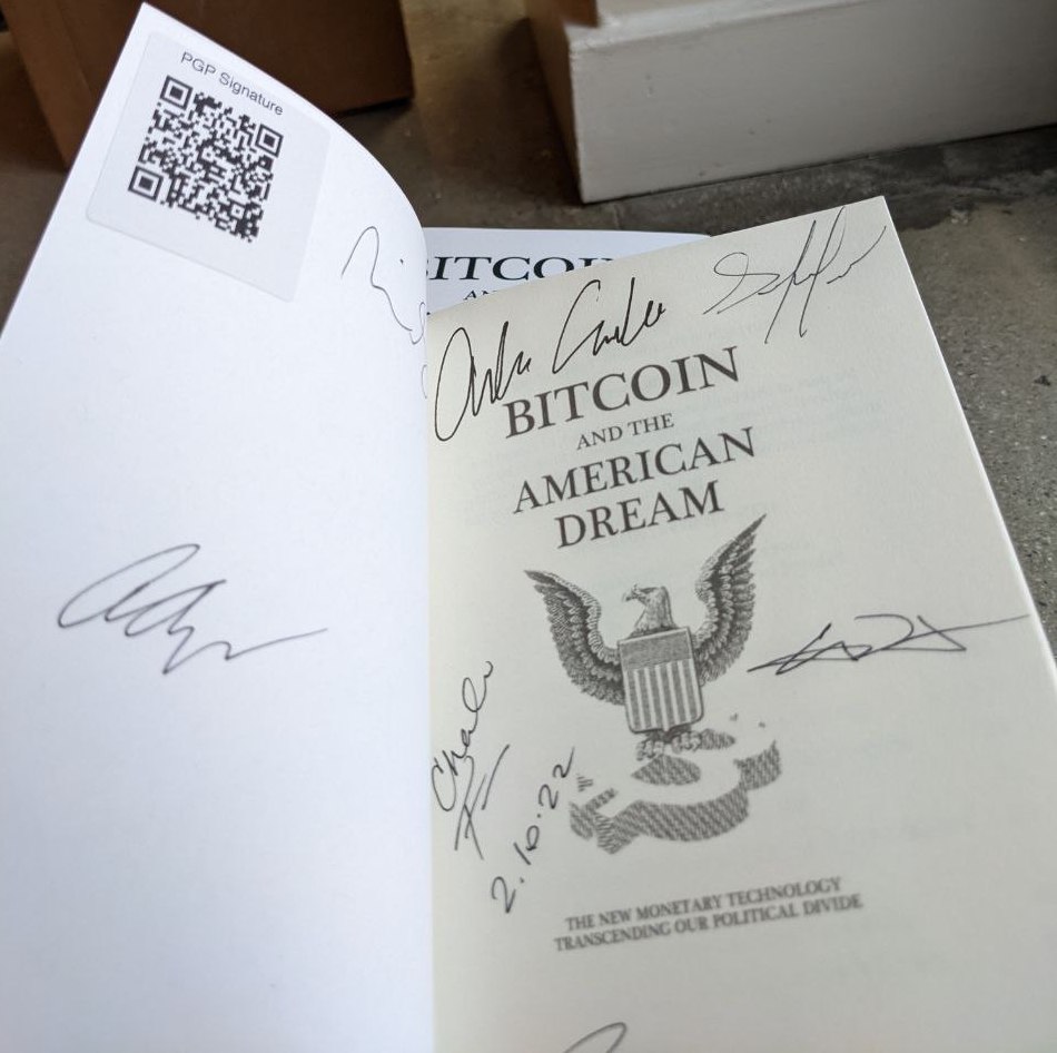 Signed autograph eb6e606474e3ee79