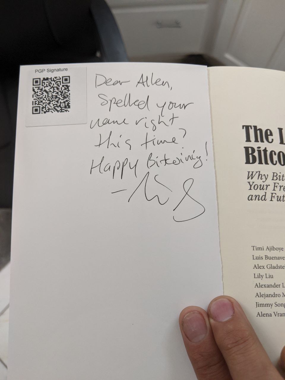 Signed autograph ef71d835a1cc4a08