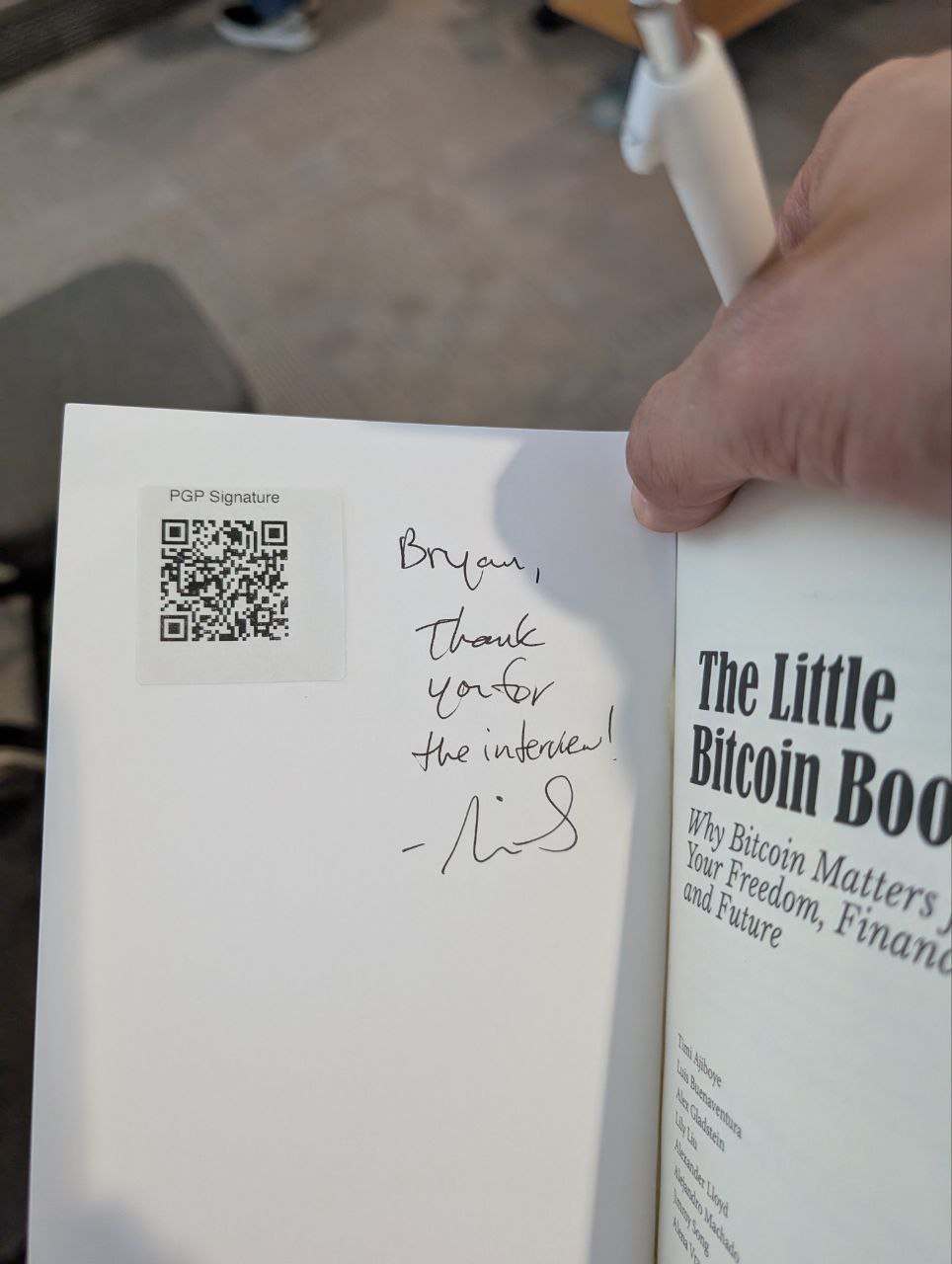 Signed autograph efa417f0781c0591