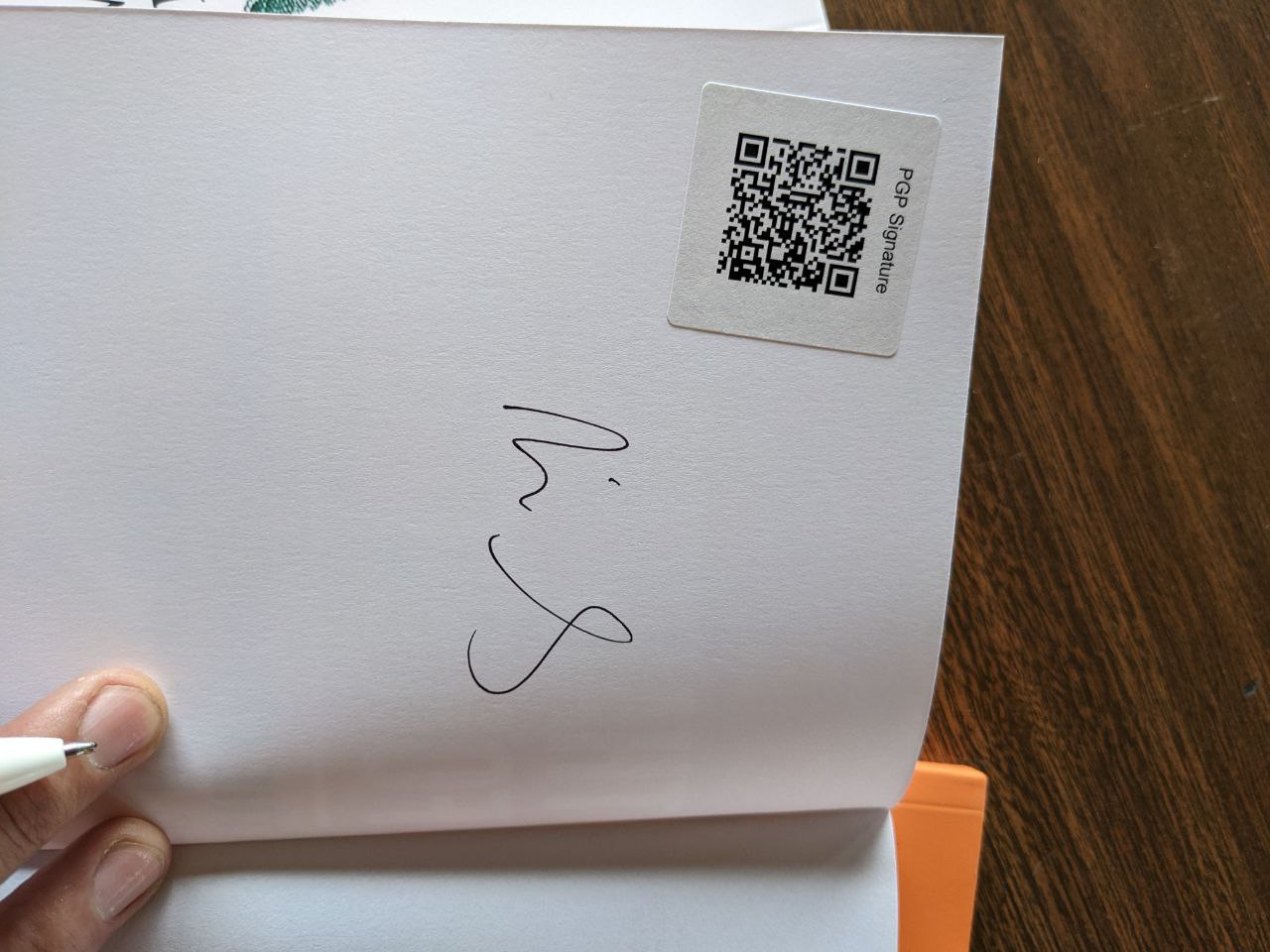 Signed autograph f001385c432948f1