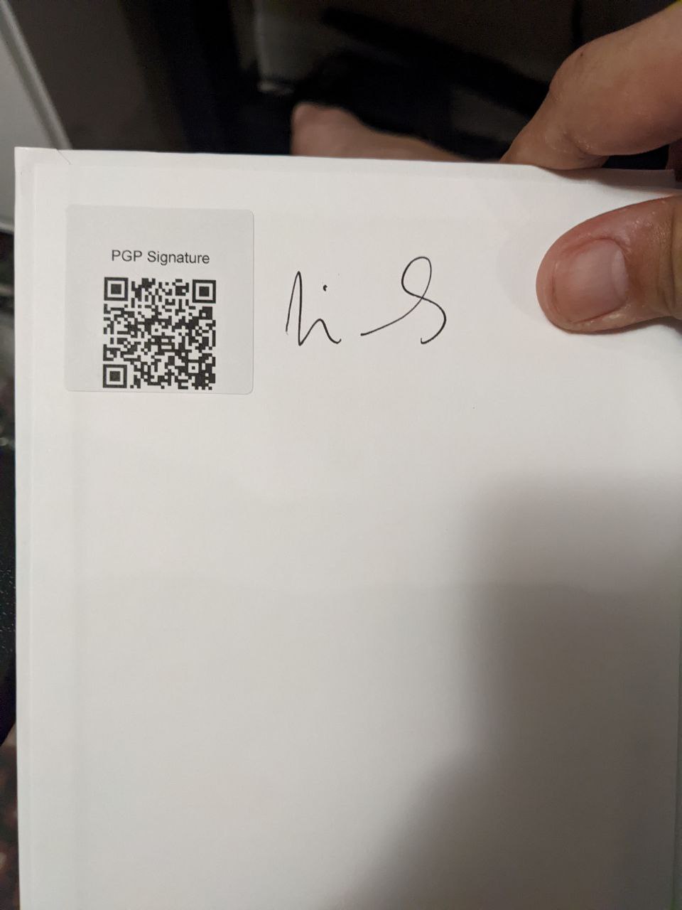 Signed autograph f18b41a87dc6169e