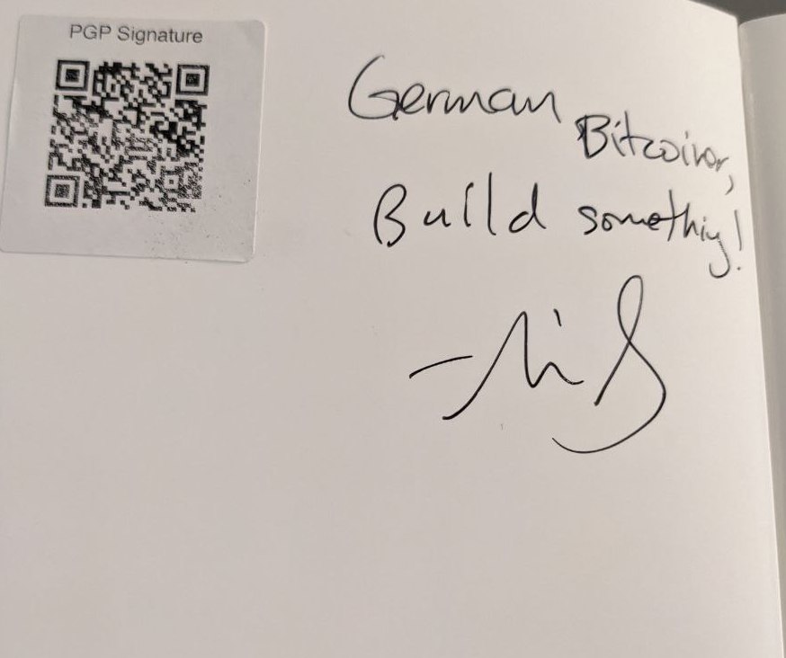 Signed autograph f1fa3b9c68d8b97b