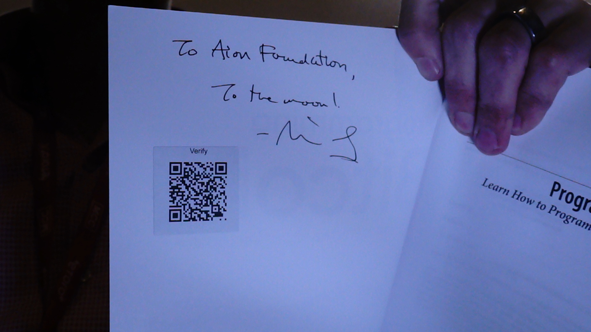 Signed autograph f2c5a18bbf2d4393