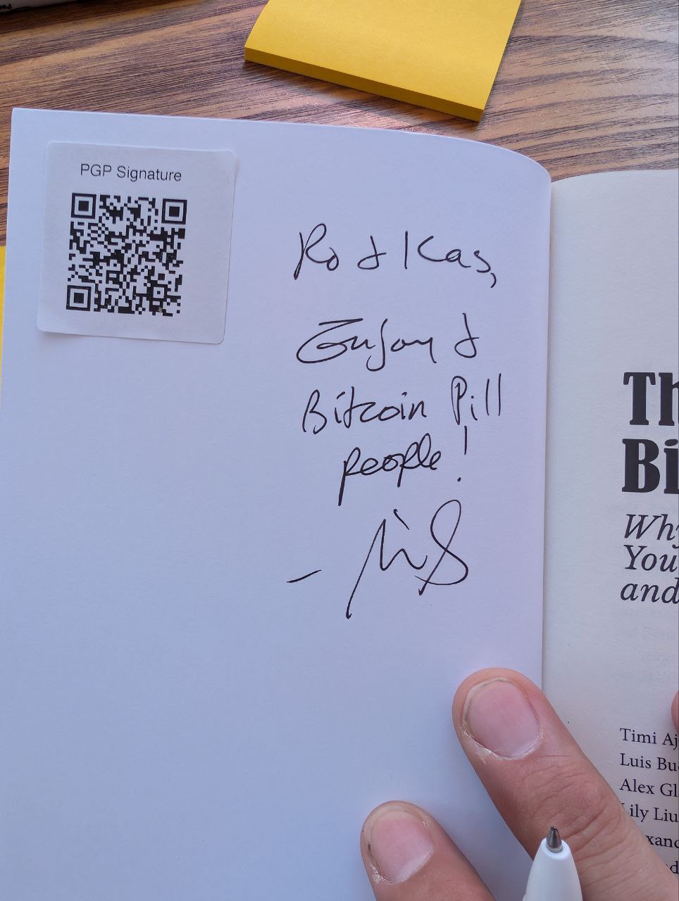 Signed autograph f2d682eece11b8f6