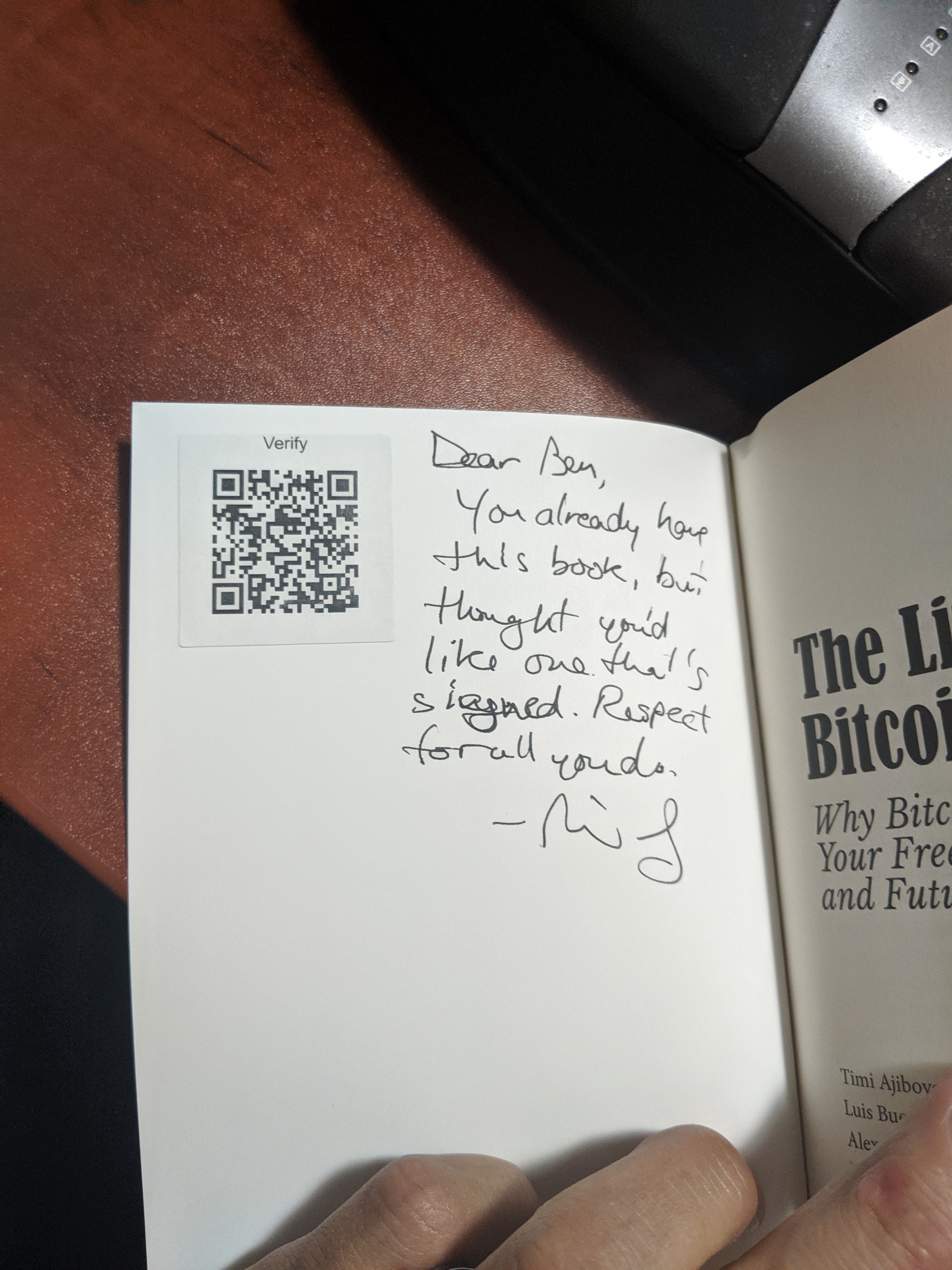 Signed autograph f53ef948104cdff6