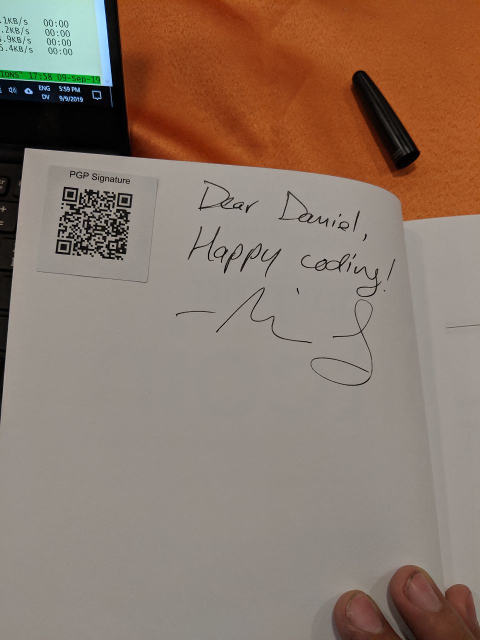 Signed autograph f77ea0c3db12b44c