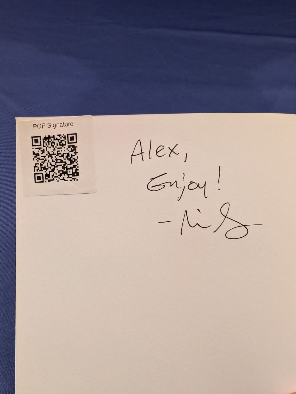 Signed autograph f82ba2f295f0fe44