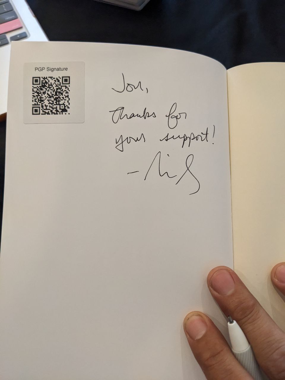 Signed autograph f89814b00521e986